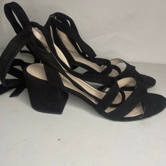NEW Kenneth Cole Victoria Dressy Open Toe Strappy Black Suede Heel Sandals 10 - Picture 8 of 16
